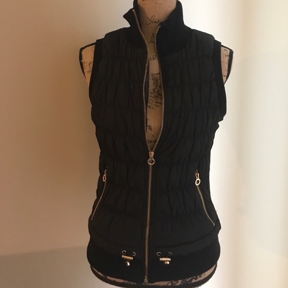 Calvin Klein Performance Vest - Picture 1 of 5